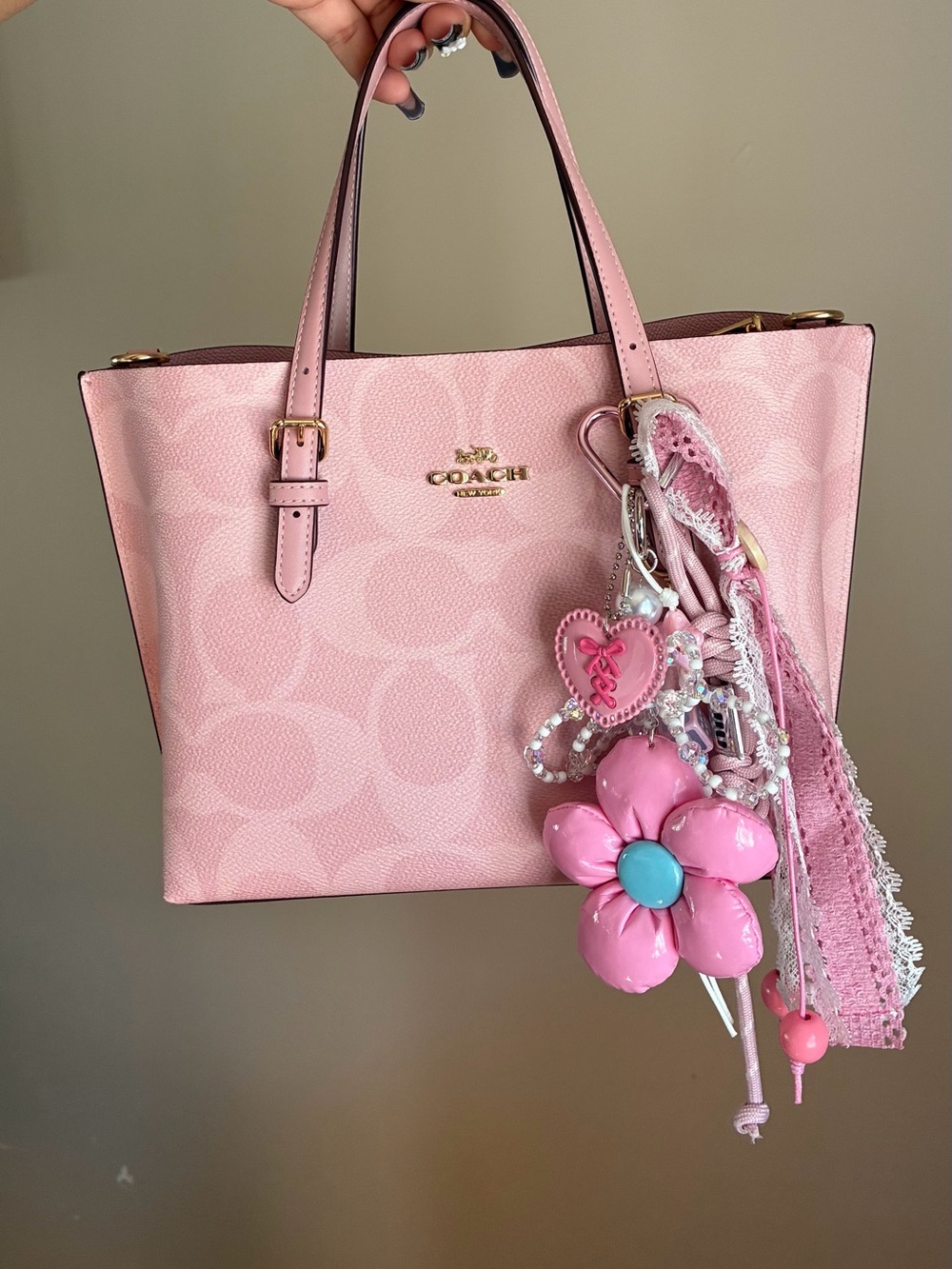 Pink Flower Charm Keychain Bag Charm 🌸🎀